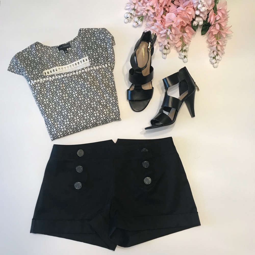 Express Shorts
